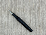 Schon DSGN Full-Sized Black Anodized Aluminum - Fountain Pen