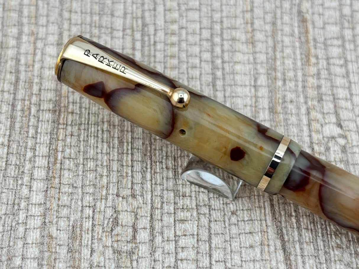 Parker Duette Jr. Canada 1939 Ivory with red veins   - Fountain Pen