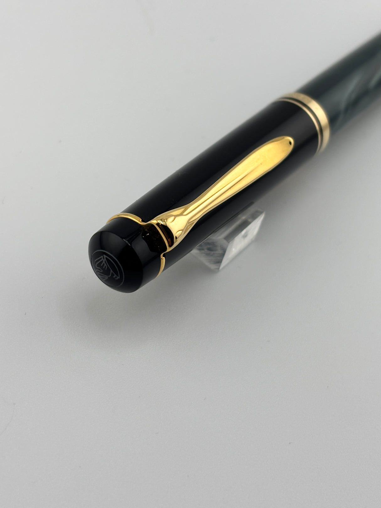 Pelikan R200 Roller Ball Grey Barrel