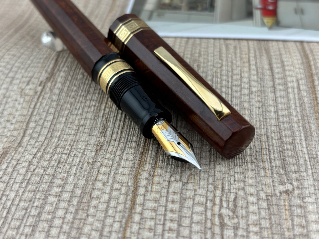OMAS Cristoforo Colombo II Limited Edition Briarwood  Fountain Pen - Fine 18kt Gold Nib
