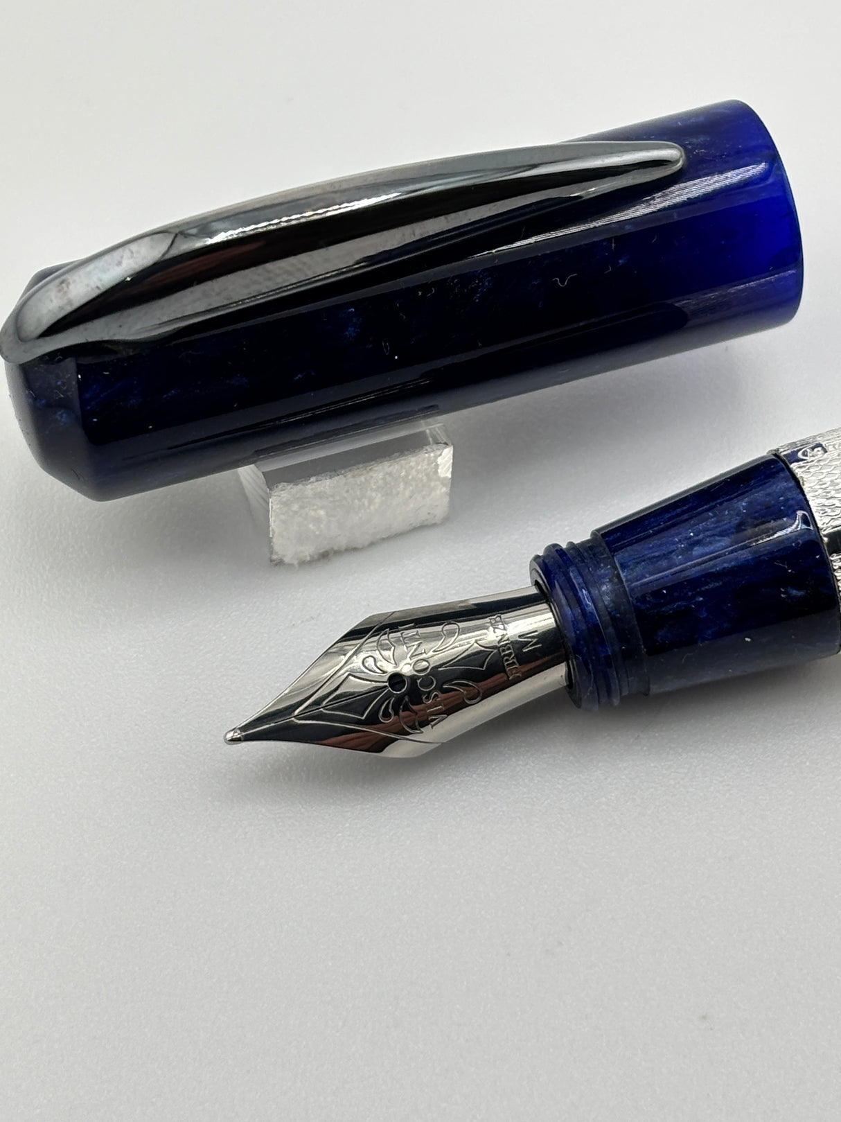 Visconti Rinascimento Silver & Blue Dust  - Fountain Pen