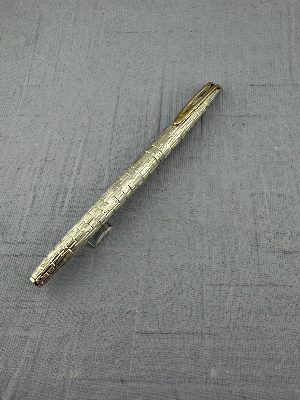 Waterman CF Crocodile Finish Full Sterling Silver 925 Made in France 18k Gold Nib - Fountain Pen