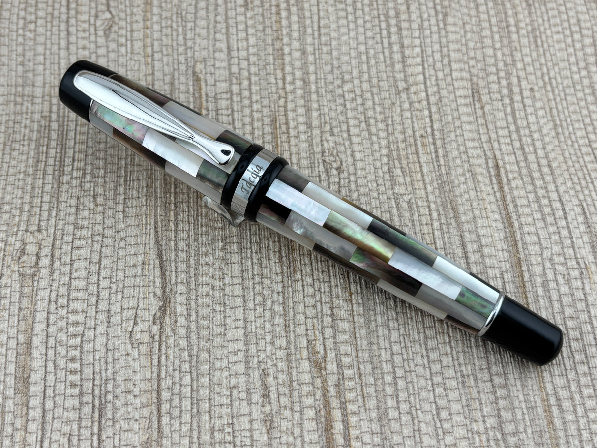 Taccia Harmony Mother of Pearl - Rollerball Pen