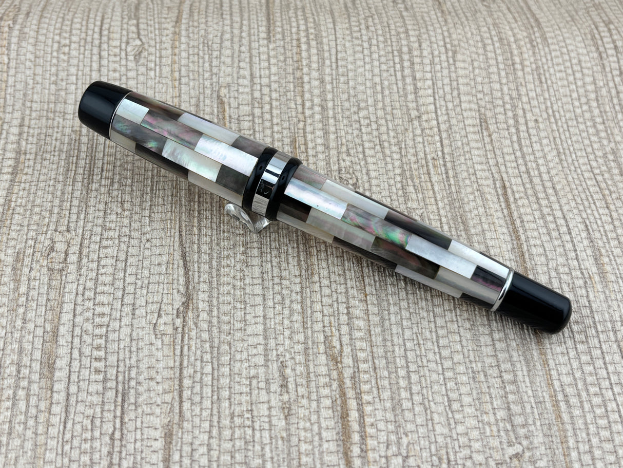 Taccia Harmony Mother of Pearl - Rollerball Pen