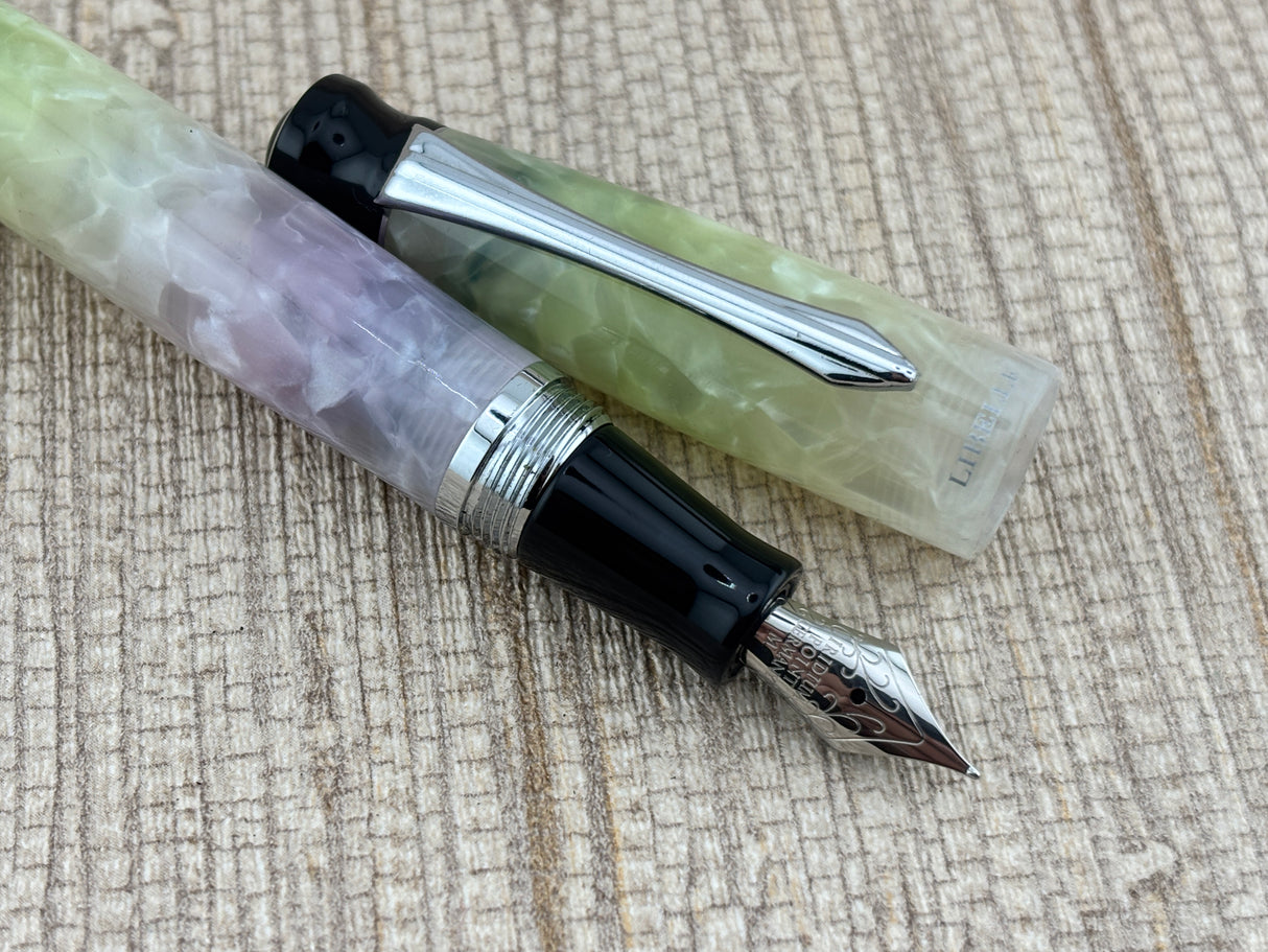 Libelle Cracked Ice Yellow and Purple - Fountain Pen
