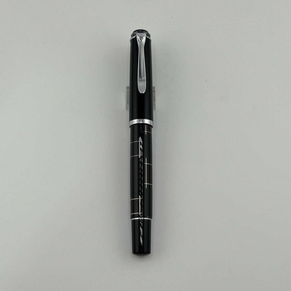Pelikan M215 Black Rectangles engraved Black lacquer - Fountain