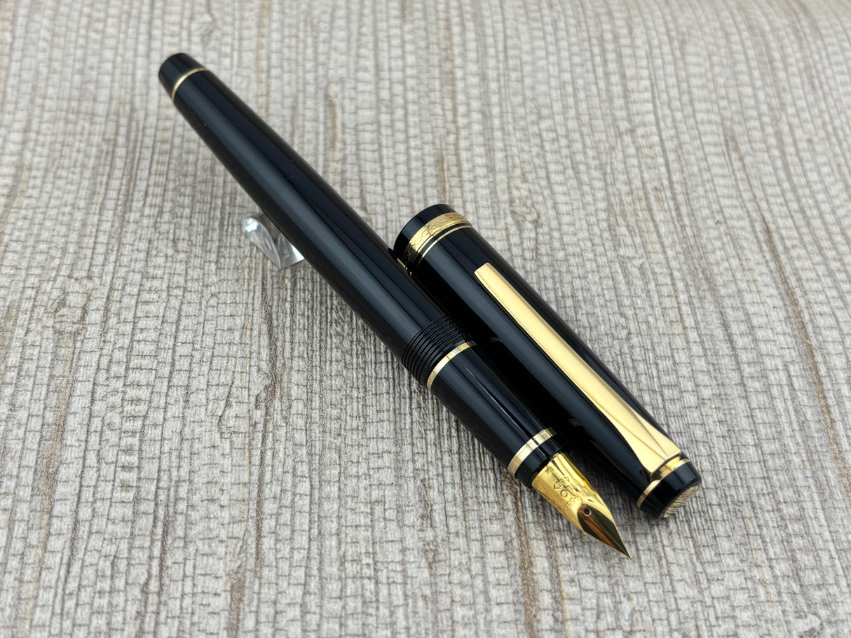 Pilot Falcon Black Gold Trim SE Gold NIB 14k 585 Flex - Fountain Pen