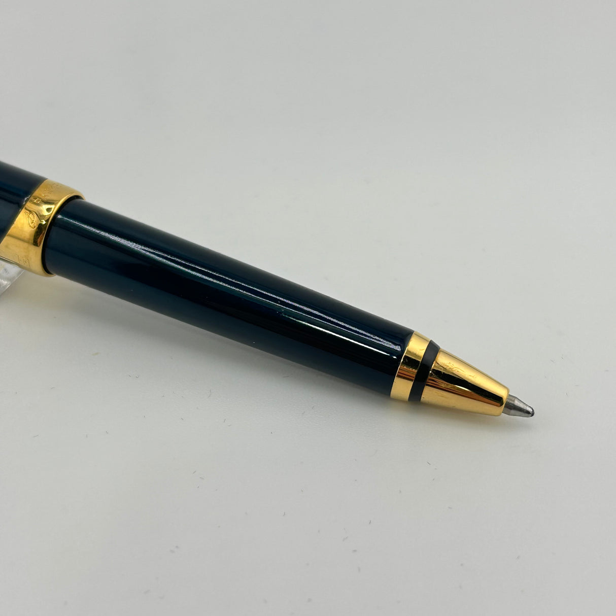 Jimmy's pick - Parker Ellipse Blue Lacquer gold trim  - Ball Pen