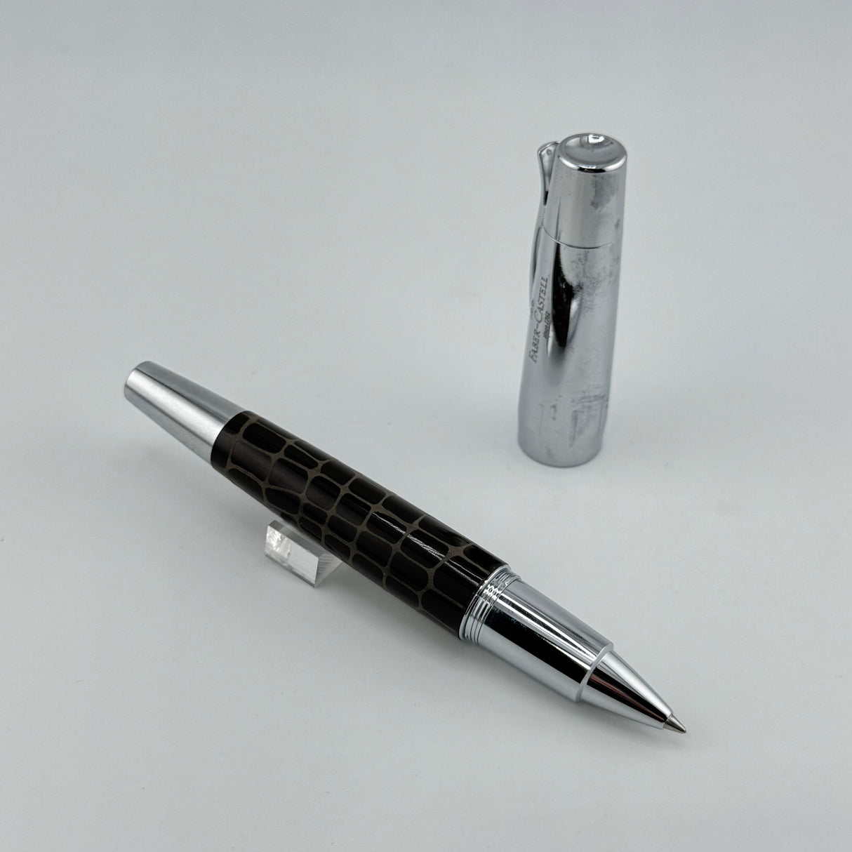 Faber Castell E- Motion  Aligator scales Barrel - Rollerball Pen