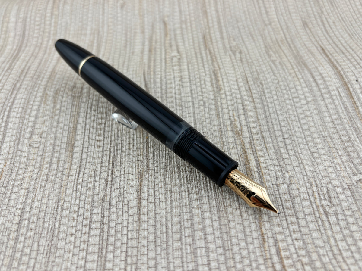 Montblanc Meisterstuck 146 Black 1980's Fountain Pen - Medium 14kt Gold Nib