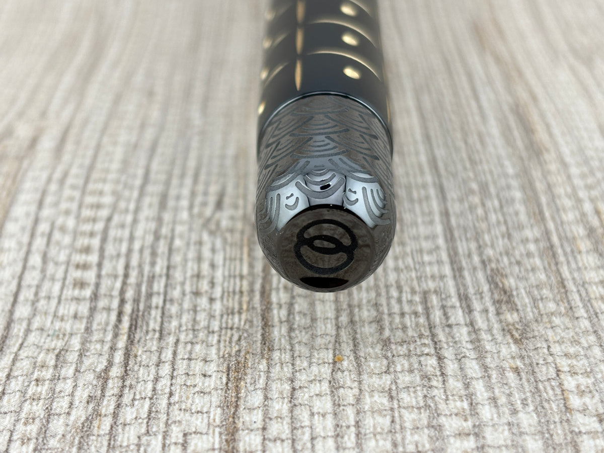 Graf Von Faber Castell Pen of the Year 2019 Black Samurai  Fountain Pen #052/330 - Medium 18kt Gold Nib