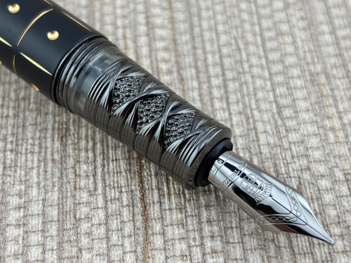 Graf Von Faber Castell Pen of the Year 2019 Black Samurai  Fountain Pen #052/330 - Medium 18kt Gold Nib