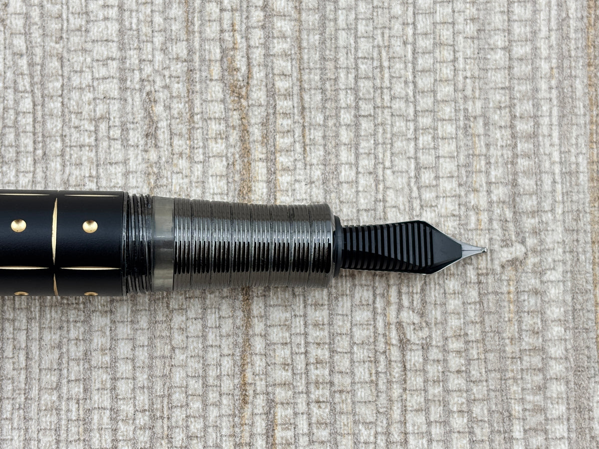 Graf Von Faber Castell Pen of the Year 2019 Black Samurai  Fountain Pen #052/330 - Medium 18kt Gold Nib