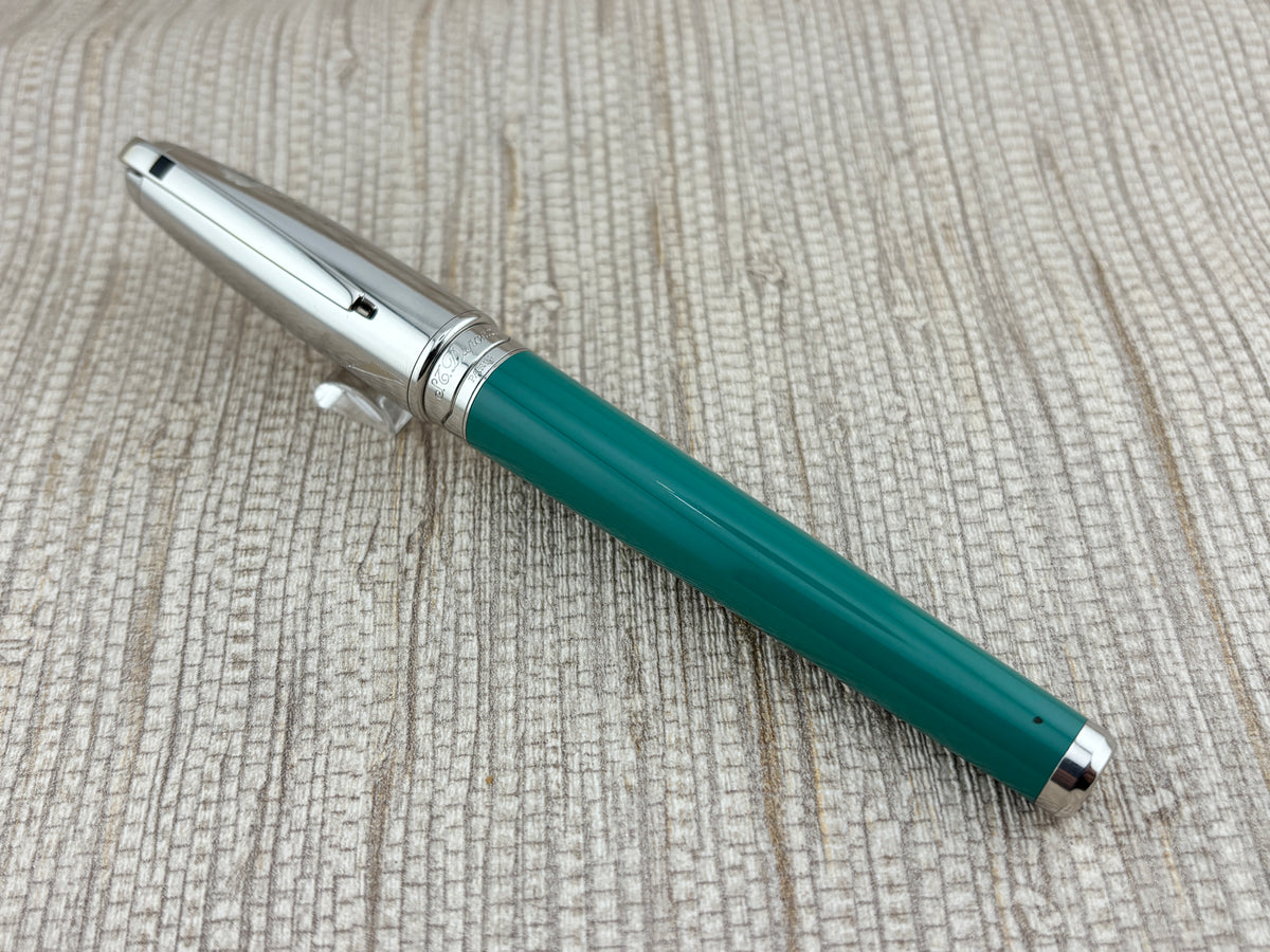 ST Dupont Olympio Statue of Liberty  Limited Edition Fountain Pen #205/350 - Medium 18kt Gold Nib