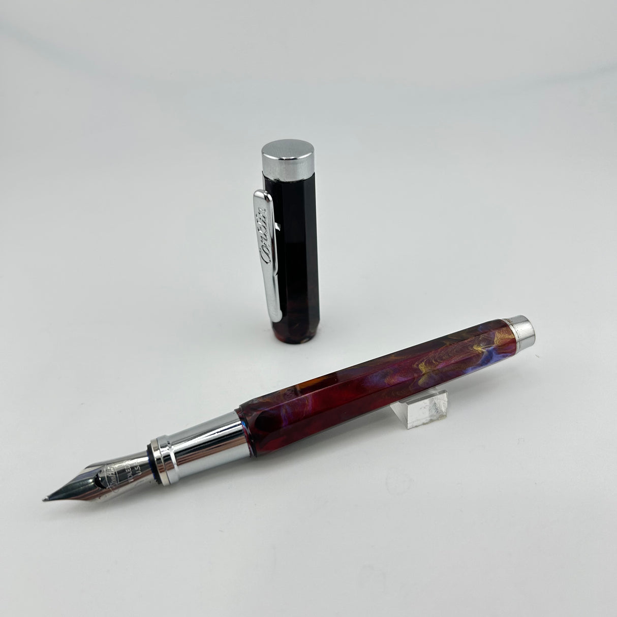 Conklin Nozac Toledo Red Faceted pen - Fountain Pen