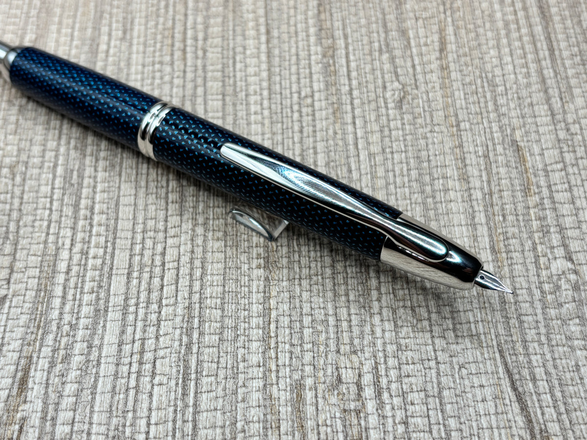 Pilot Vanishing Point Blue Carbonesque 18K Gold Nib -  Fountain Pen