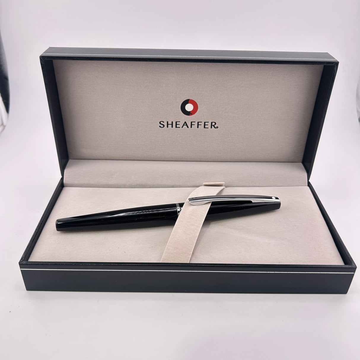 Sheaffer Taranis Black - Fountain Pen