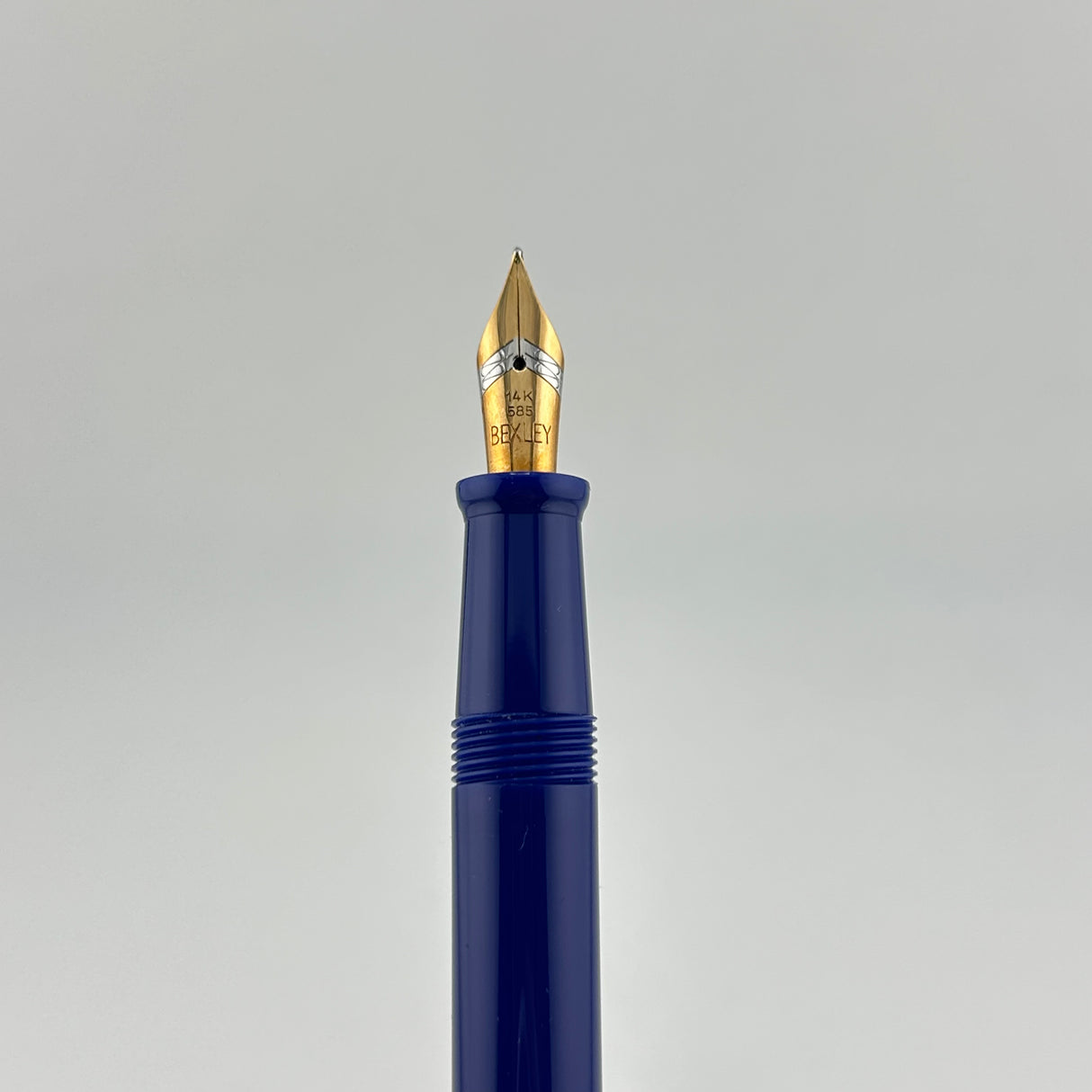 Bexley Sleeve Filler Navy Blue Chrome trim - Fountain Pen