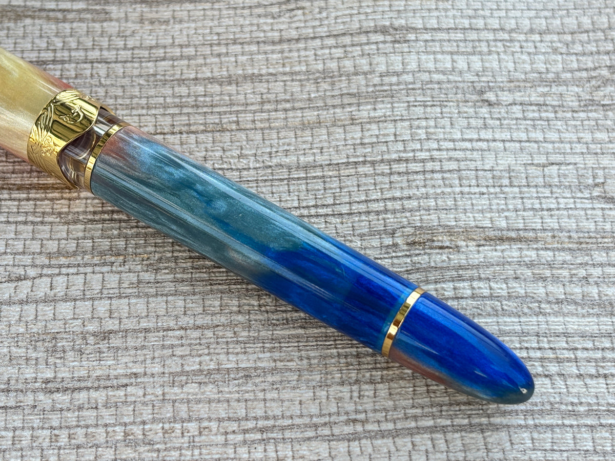 Jimmy's Pick - Nahvalur Horizon Dusk Gold Trim - Fountain Pen