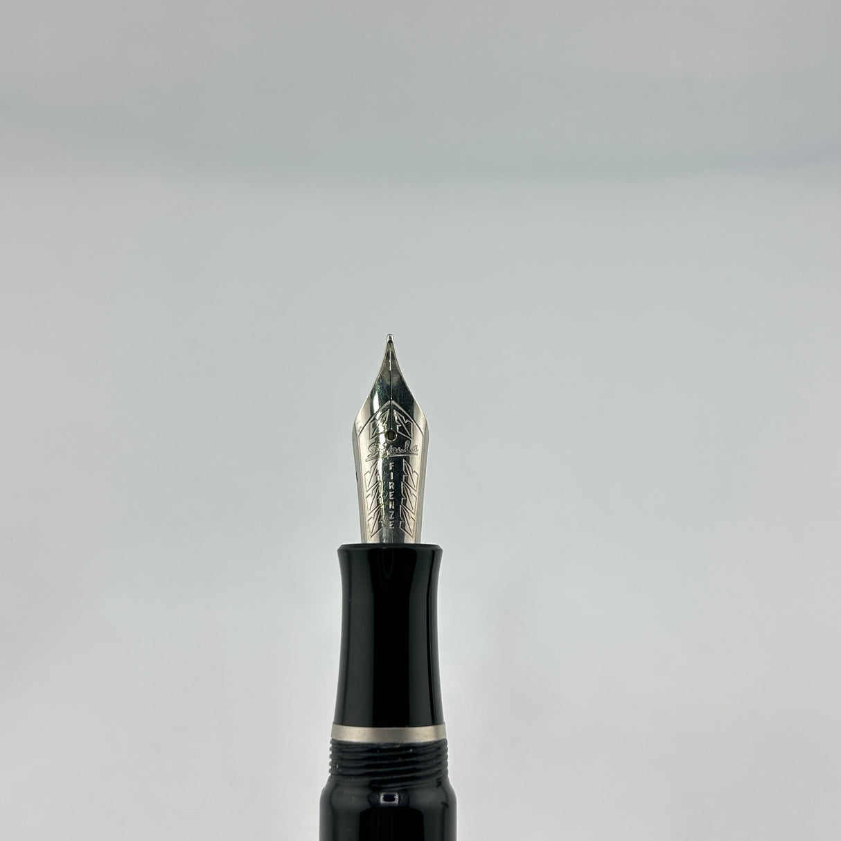 Stipula Gladiator Black silver trim Coliseum - Fountain Pen