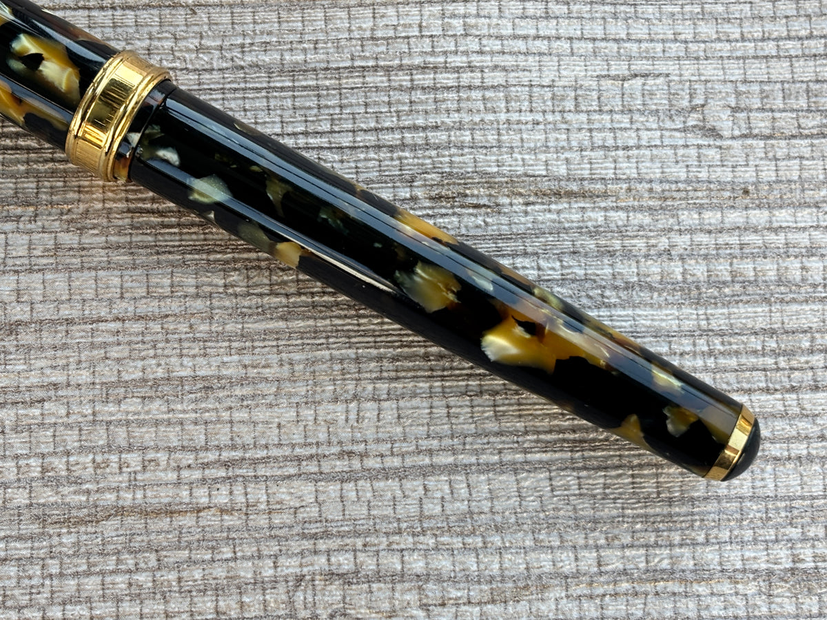 Jimmy's Pick - Levenger Black and Pearl Gold Trim - Fountain Pen