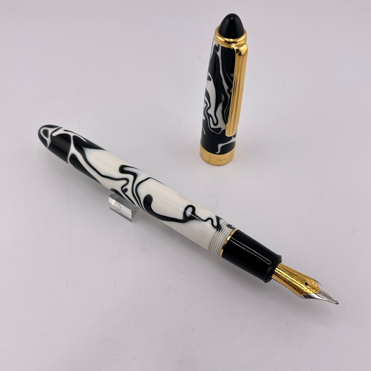 Recife Paris Black and white Marble circa 1990 - Fountain Pen