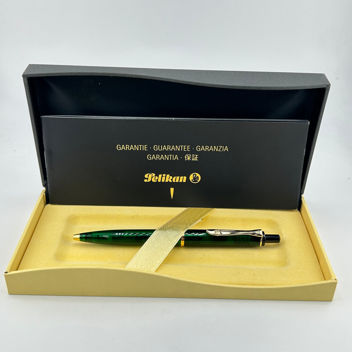 Pelikan K200 Green Transparent circa 1990 - Ballpoint Pen