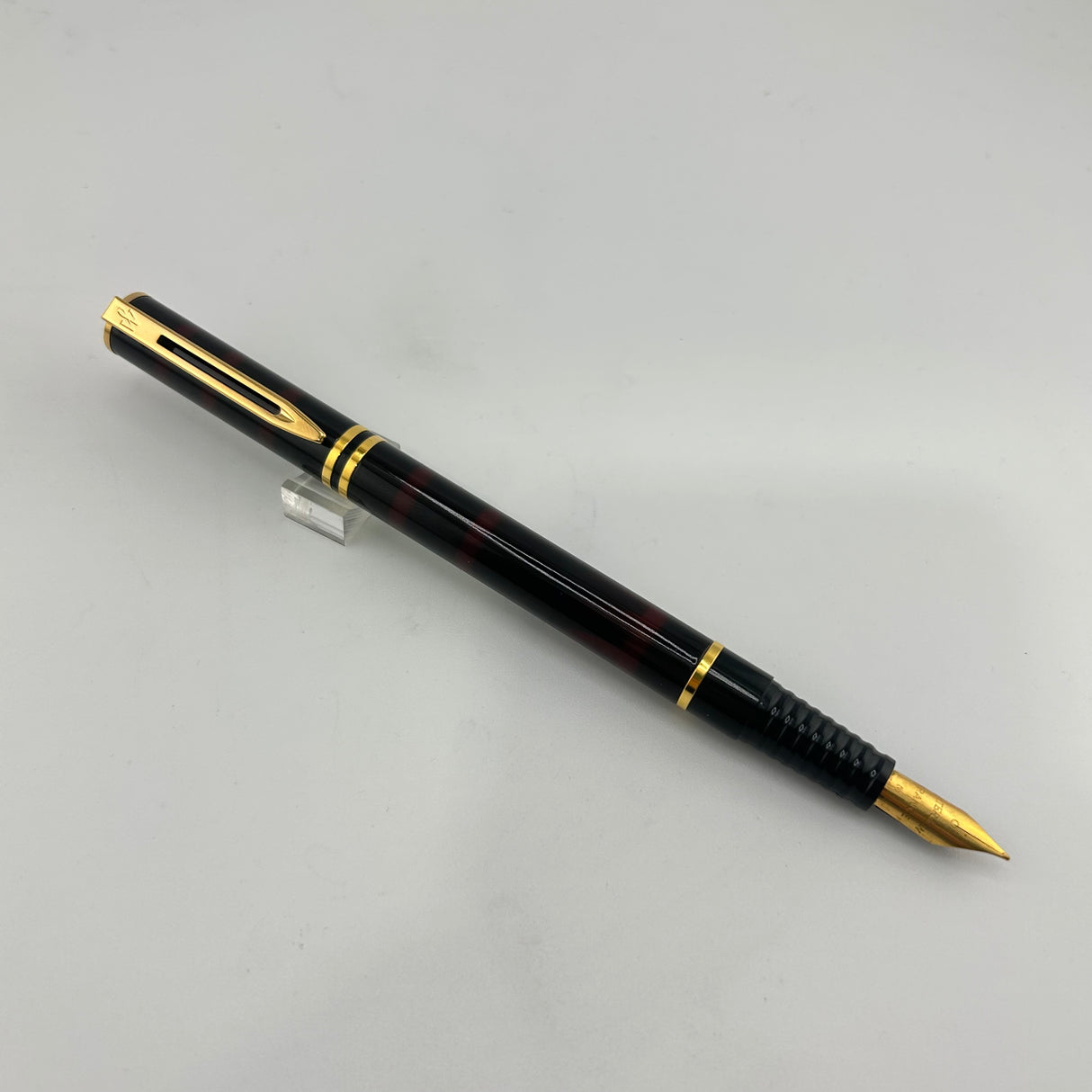 Waterman Laureat Black  Pen Set - Ballpoint Pen and Fountain Pen