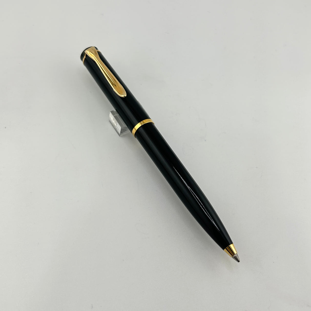 Pelikan R200 and K200 Black Set - Ballpoint Pen and Roller Ball
