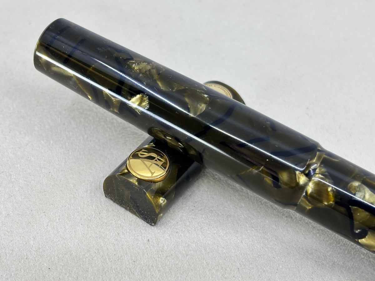 ASC Armando Simoni Club Bologna Minimalist Green Saft Celluloid Limited Edition Fountain Pen - Magic Flex Medium #8 14Kt Gold Nib