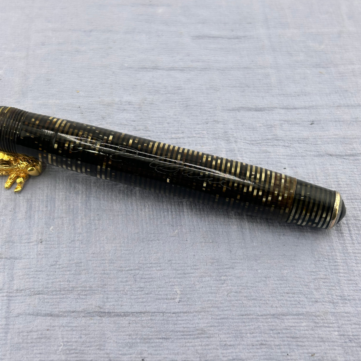 Parker Vacumatic Lock Down Silver Gray Pearl standard size   - Fountain Pen