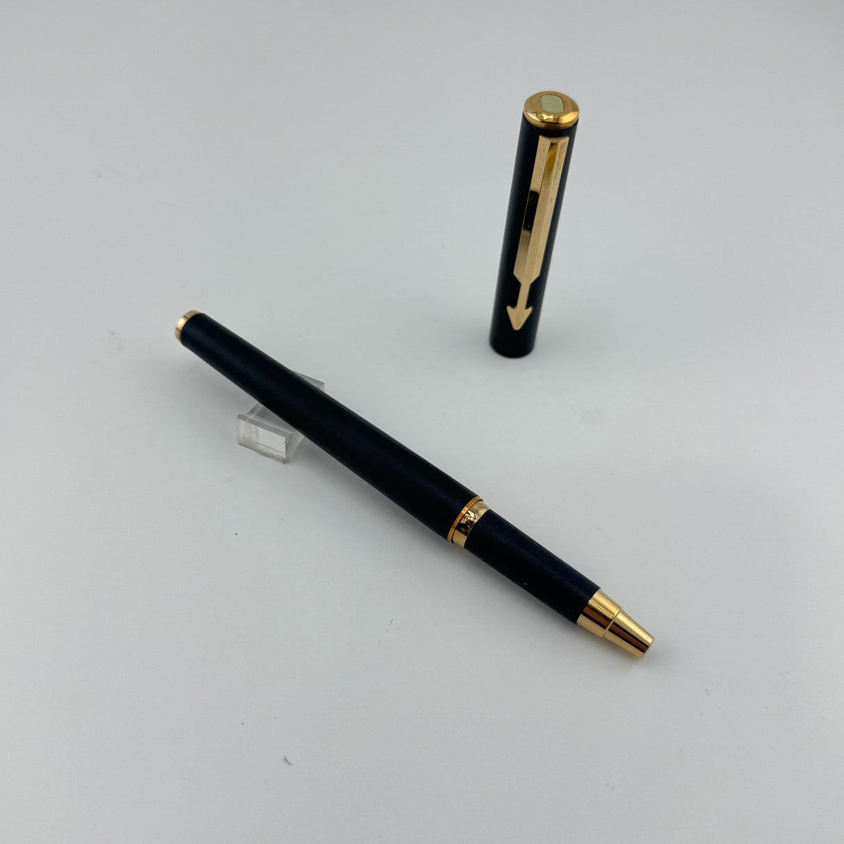 Parker Arrow Clip  Matte Black circa 1977 - Rollerball Pen