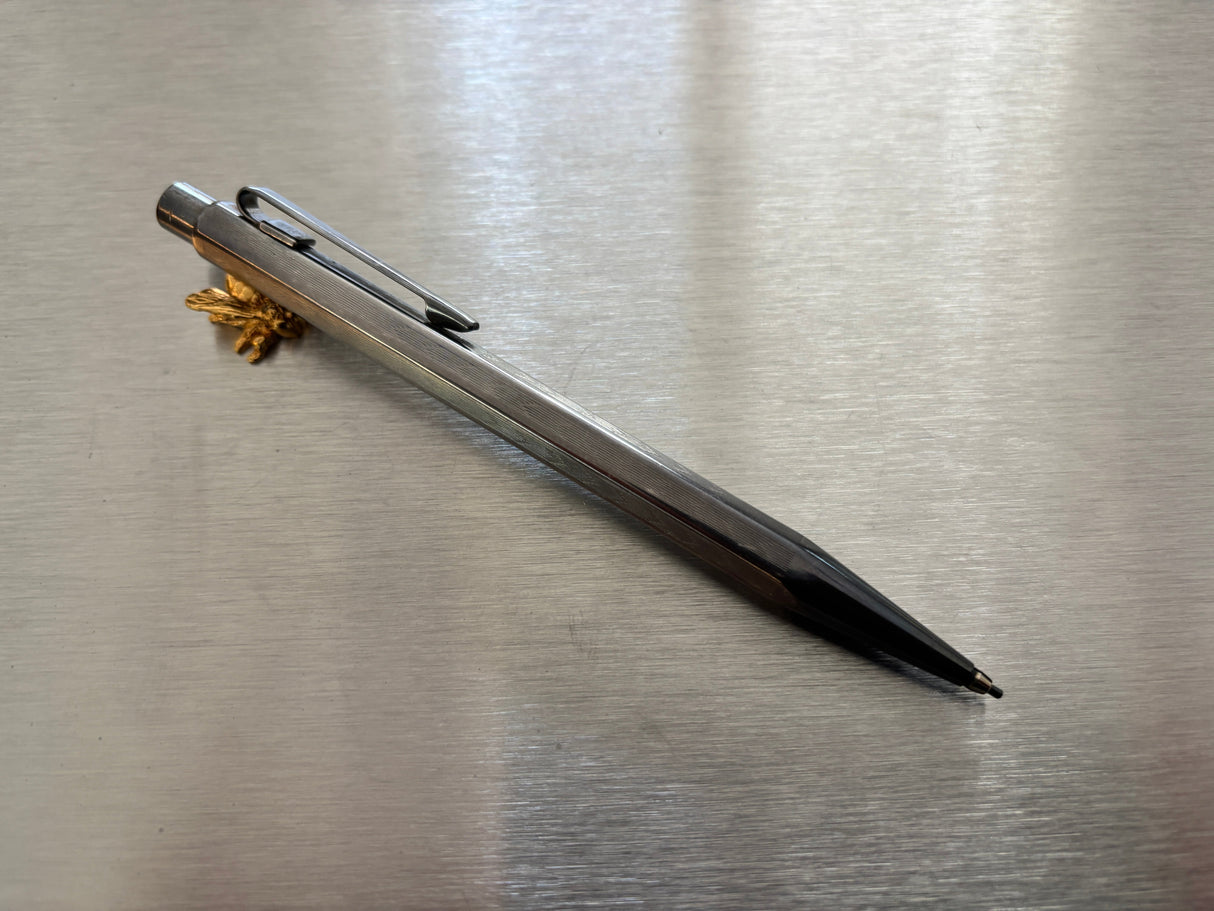 Caran D'ache Ecridor Faceted chevrons engraved - Pencil