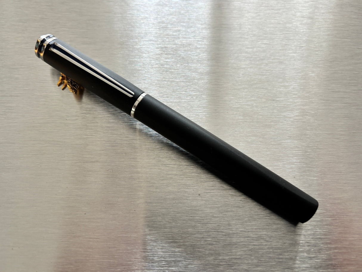 Triangular Black Pen - No name on it - Nice design - Fountain Pen