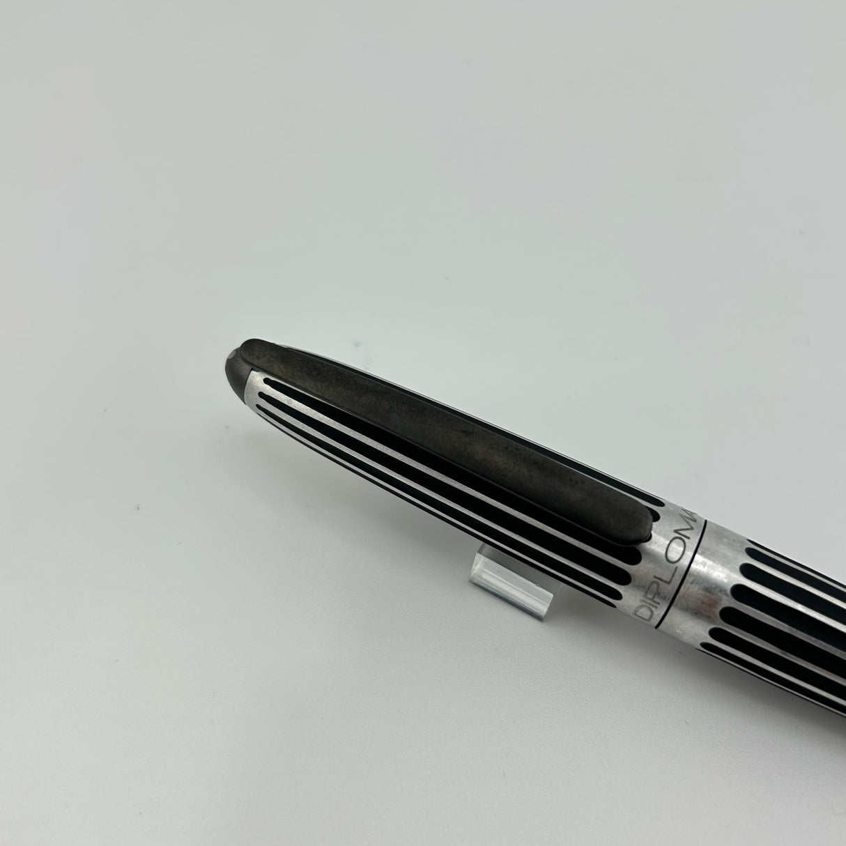 Diplomat Aero Stripes Black - Ball Pen