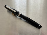 Pilot Custom 912 Falcon Nib - Fountain Pen