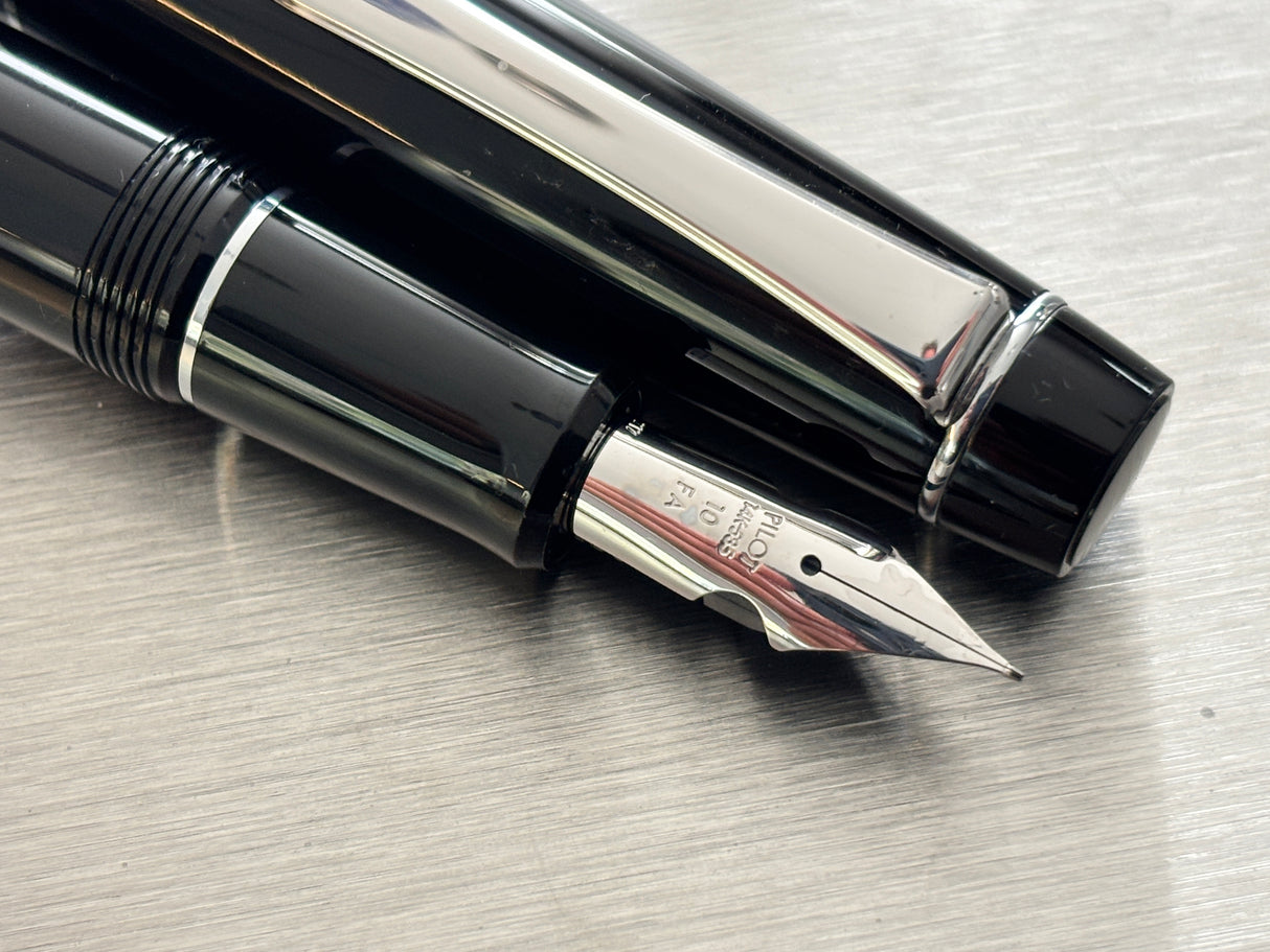 Pilot Custom 912 Falcon Nib - Fountain Pen