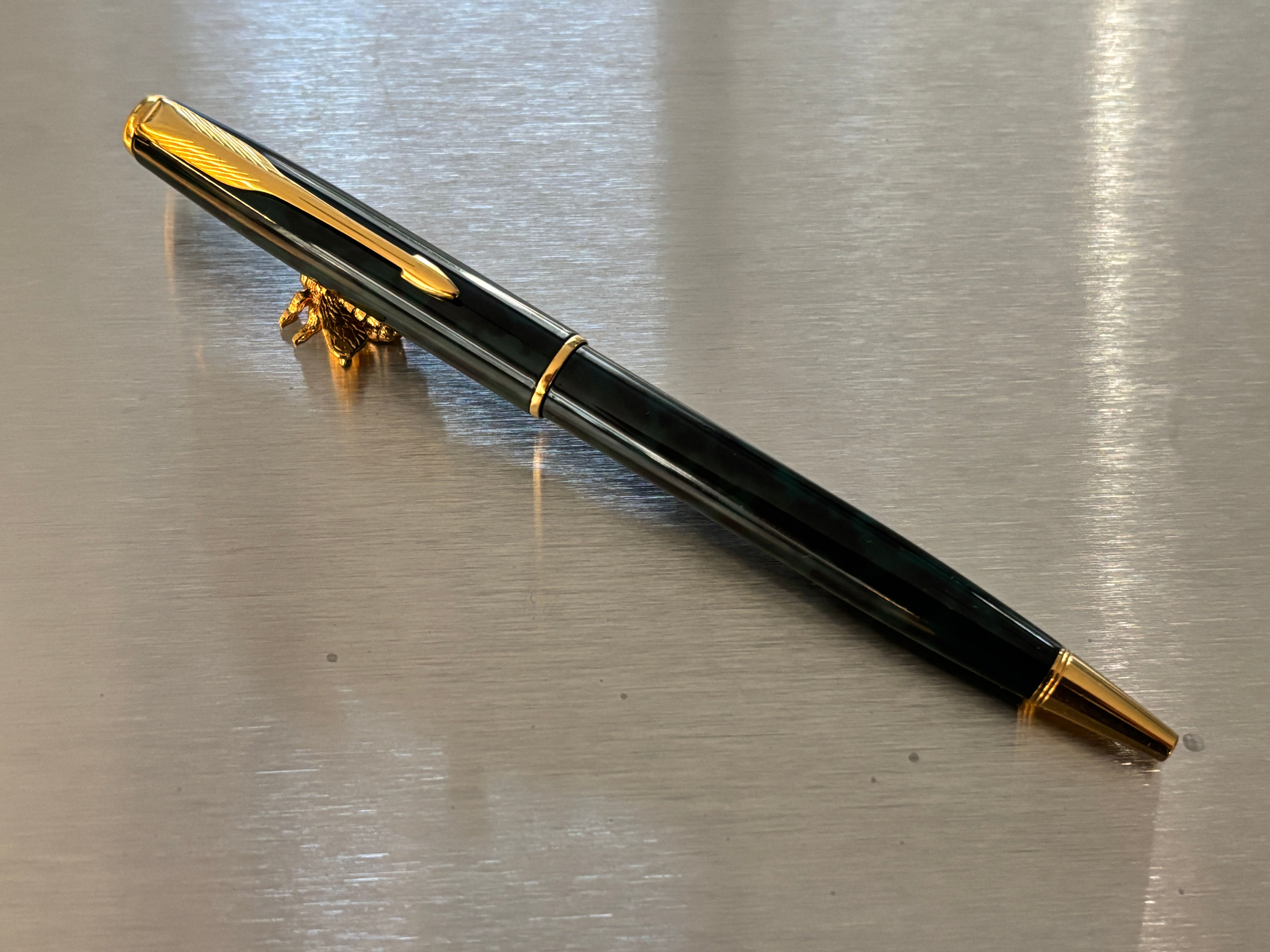 Parker Sonnet Green Marble - Ball Pen – Fountain Pen Hospital