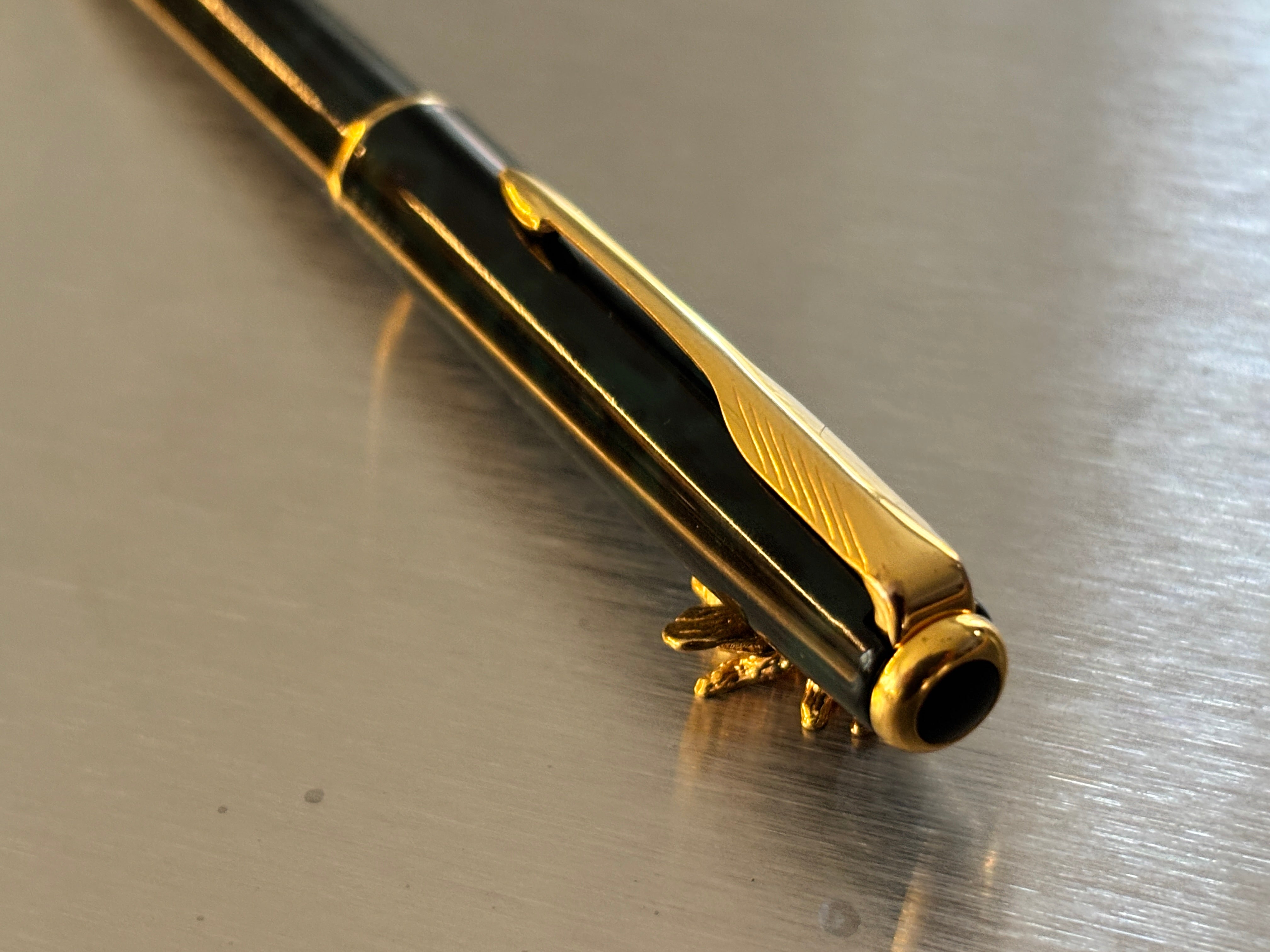 Parker Sonnet Green Marble - Ball Pen – Fountain Pen Hospital
