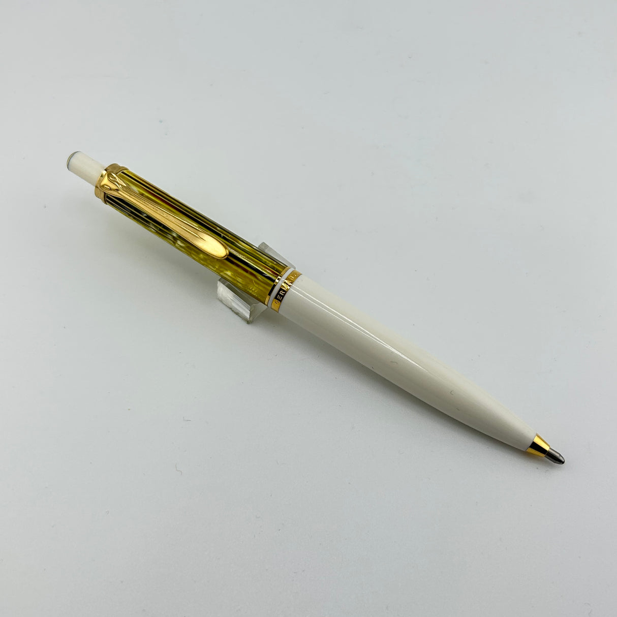 Pelikan Souveran K400 Tortoiseshell White - Ballpoint Pen
