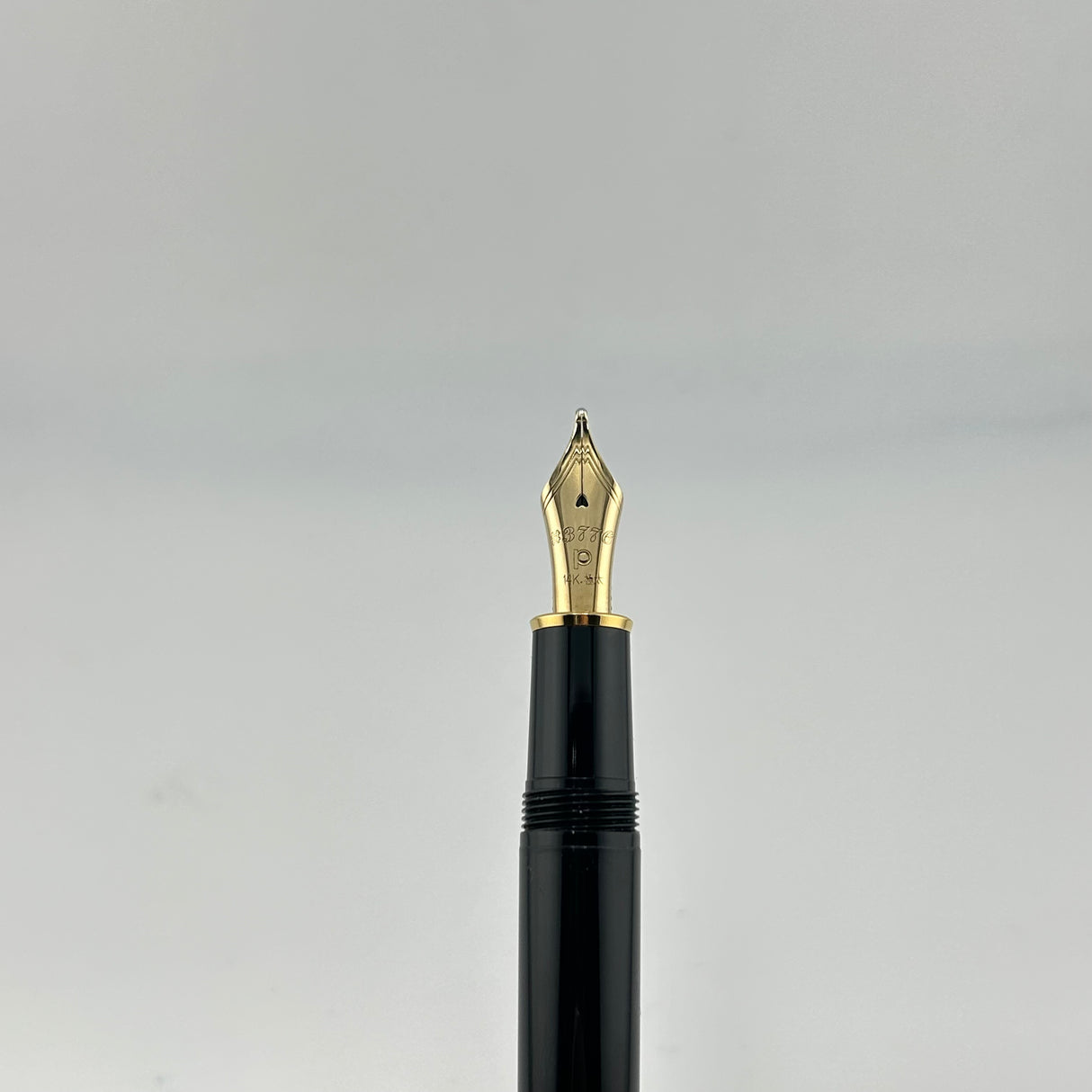 Jimmy's pick - Platinum Japan 3776 Black Gold nib 14K585 Double Broad ! - Fountain Pen