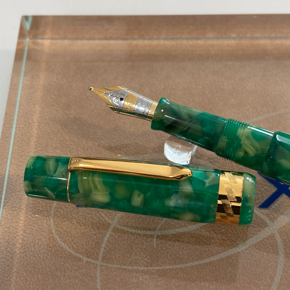 Bexley Americana Collection Green Brier faceted pen