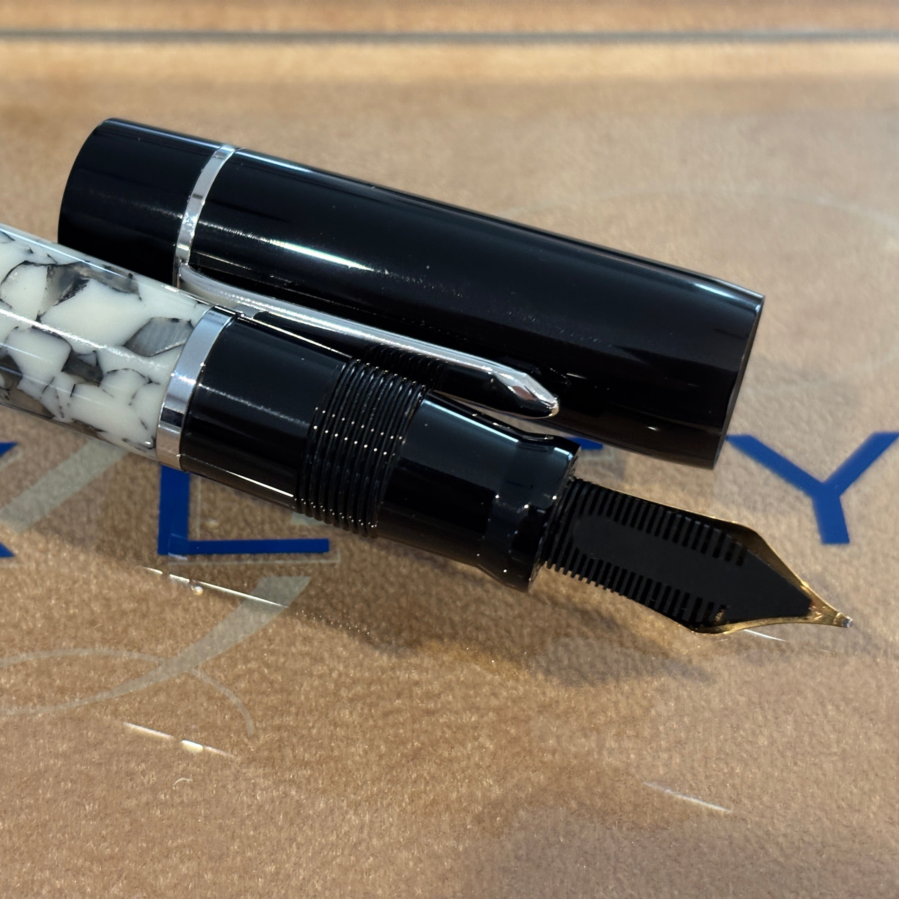 Bexley Prometheus Grand Cracked Ice huge # 8 nib ! – Fountain Pen