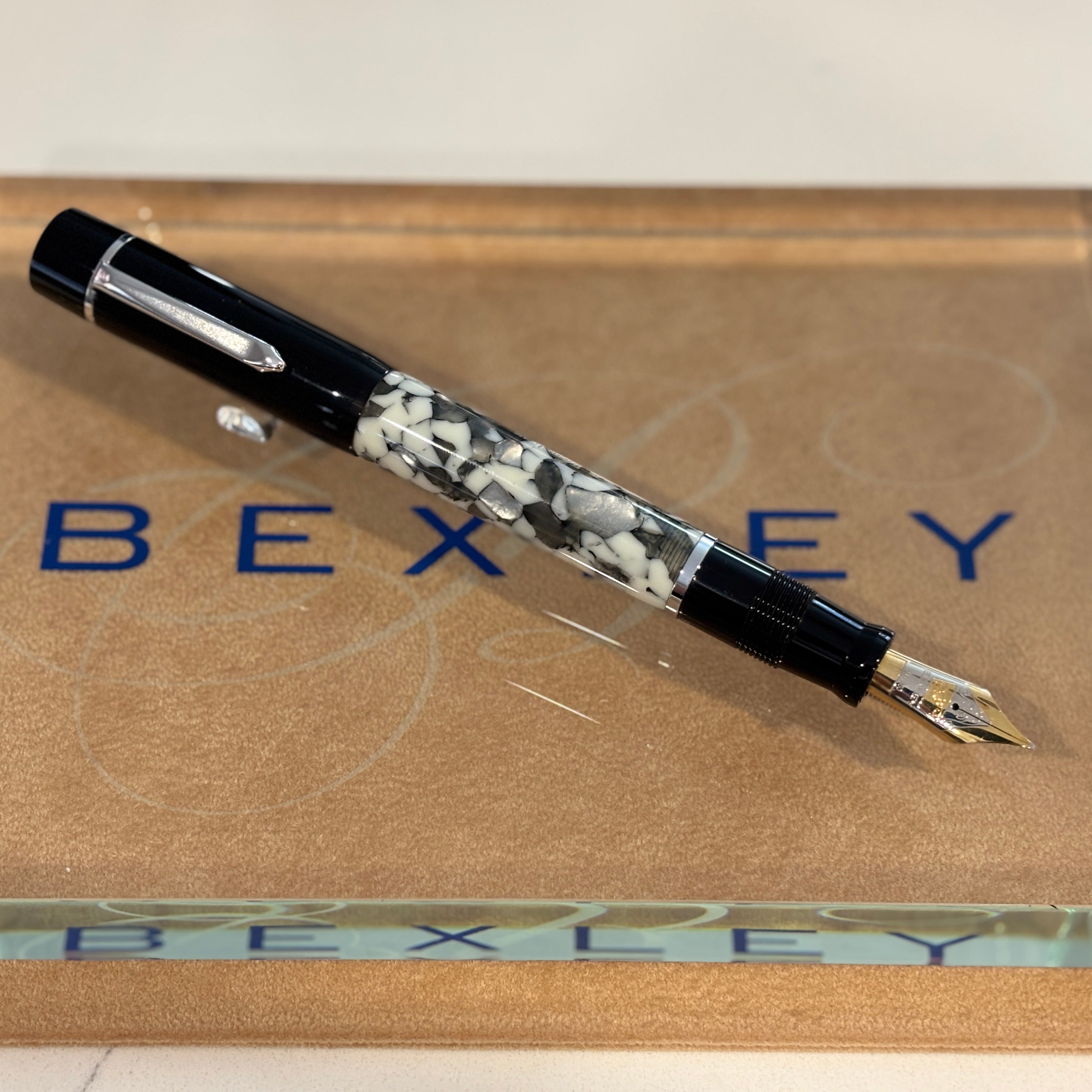 Bexley Prometheus Grand Cracked Ice huge # 8 nib ! – Fountain Pen
