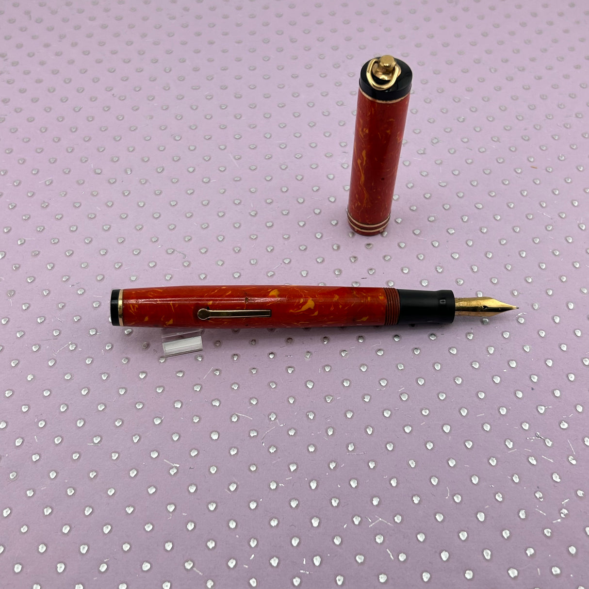 Wahl-Eversharp Ring top  Coral Celluloid Flexible nib   - Fountain Pen