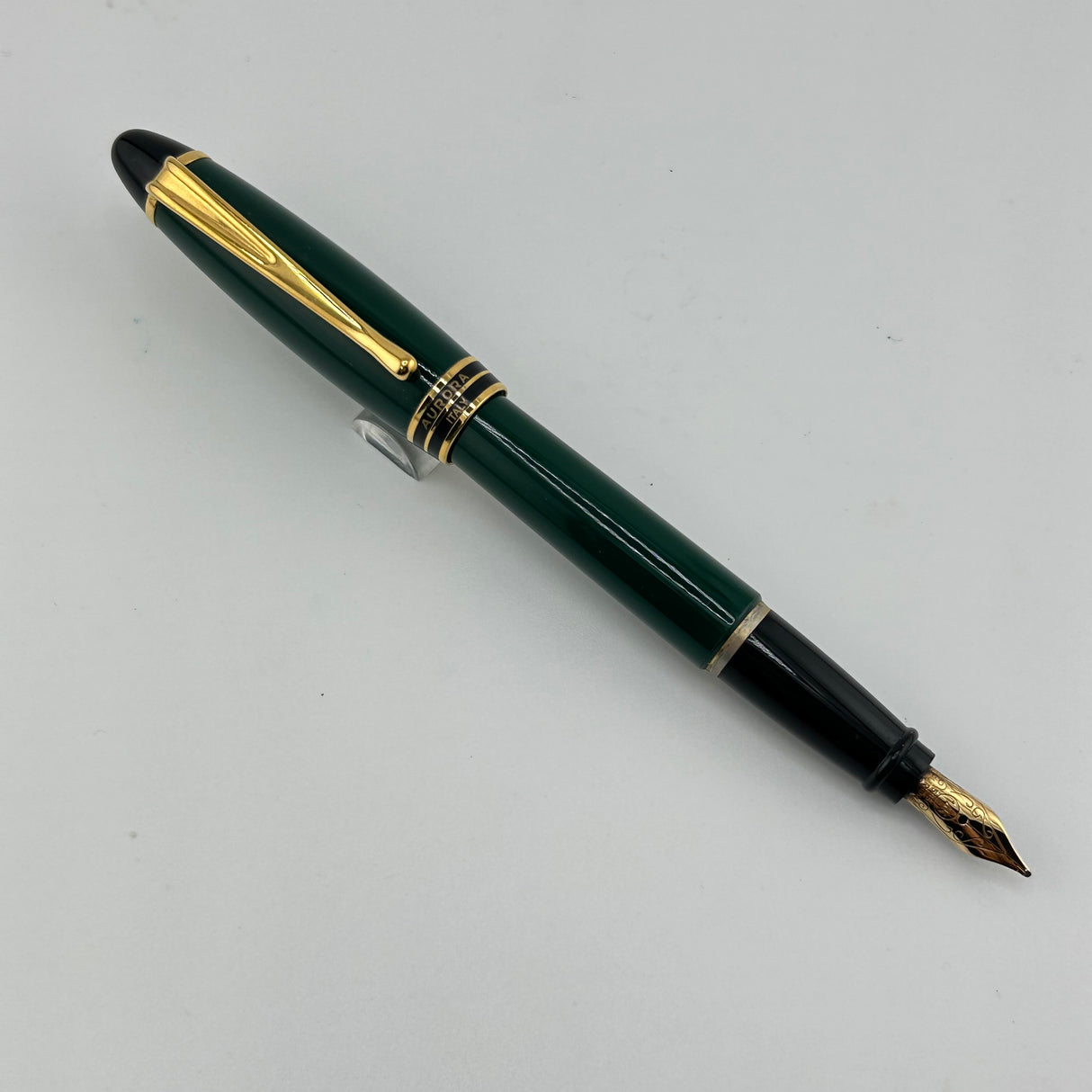 Jimmy's Pick - Aurora Ipsilon Deluxe Forest Green Gold nib 14K medium - Fountain Pen