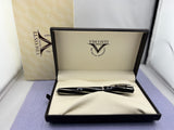Visconti First Generation Black Divina Oversize Fountain Pen - Flexible Medium 23K Palladium Nib