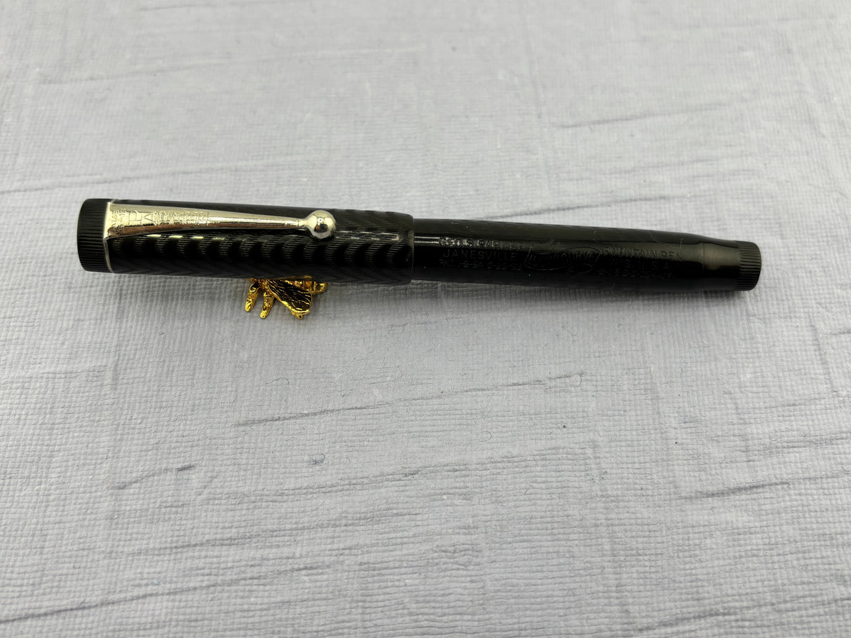 Parker Lucky Curve  Jack Knife Safety Black chased Fountain Pen