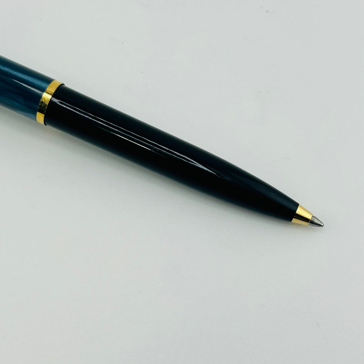 Pelikan K300 Black and green stripe cap  - Ballpoint Pen