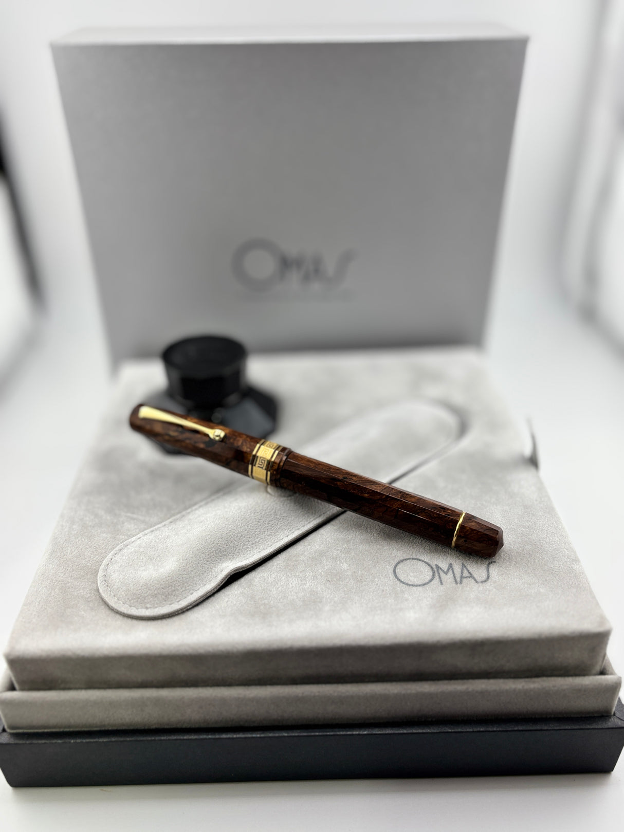 OMAS Original Paragon "Vintage" Burlwood Celluloid Limited Edition Fountain Pen - Fine "EXTRA FLESSIBLE" 14Kt Gold Nib - One of the Most Desirable OMAS Celluloids and Nibs!